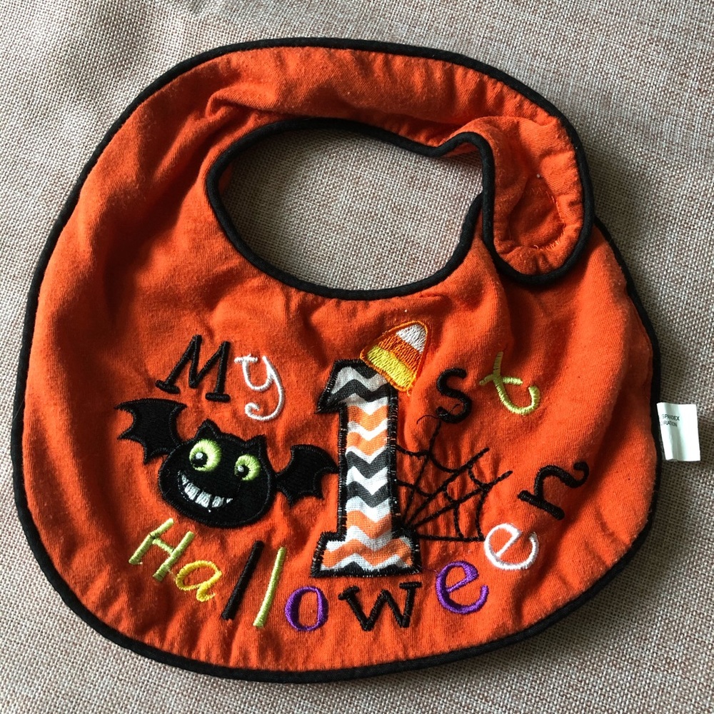 ☄️2 for $10🔥 Halloween bib